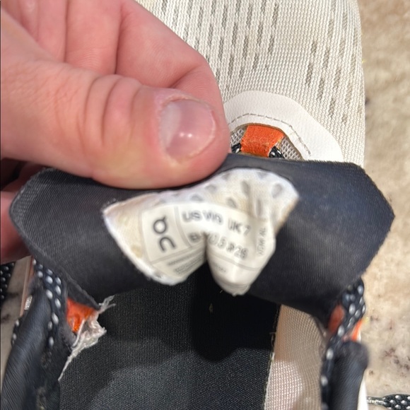 On Running White and Black Sneakers - Picture 6 of 7